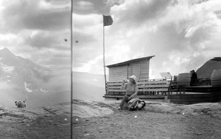 Photography and the Illusion of a Frozen Reality